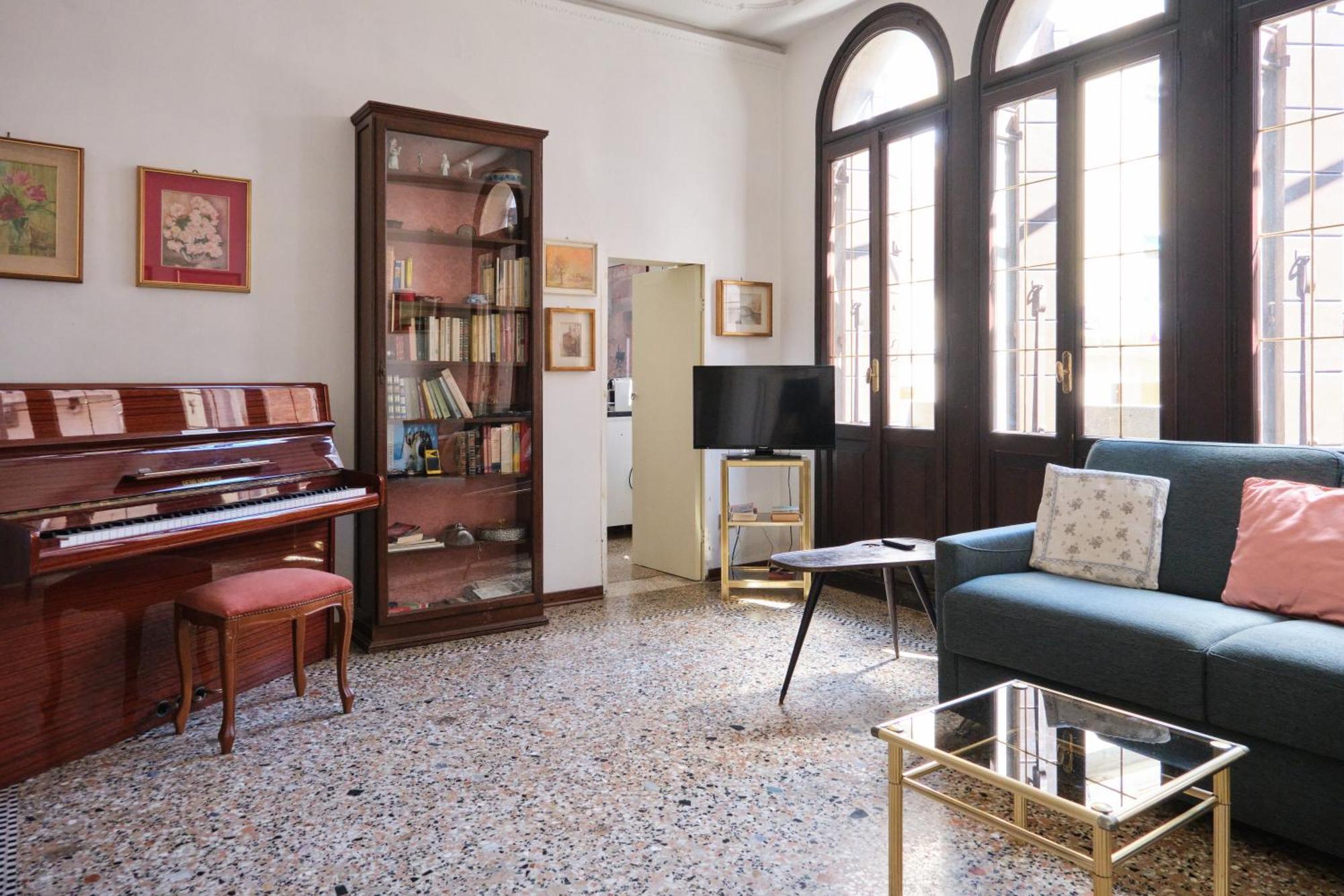 Lustraferi Apartment Venesia Bagian luar foto